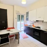 Rent 5 bedroom apartment of 16 m² in Messina