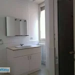 Rent 6 bedroom apartment of 169 m² in Milan