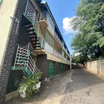 Rent 1 bedroom apartment in Randburg