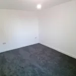 Rent 1 bedroom flat in Hull