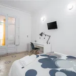 Rent 9 bedroom apartment in Barcelona