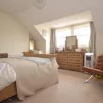 Rent 2 bedroom flat in Richmond