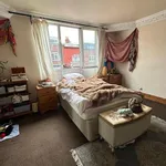 Rent 4 bedroom house in Yorkshire And The Humber