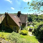 Rent 4 bedroom house in Mole Valley