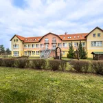 Pronajměte si 4 ložnic/e byt o rozloze 102 m² v Holubice