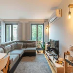 Rent 1 bedroom apartment of 55 m² in Porto