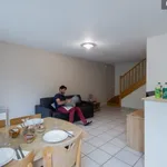 Appartement de 65 m² avec 3 chambre(s) en location à Lissieu