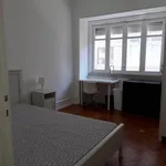 Rent 5 bedroom apartment in Lisbon