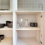 Appartement de 323 m² avec 1 chambre(s) en location à Paris