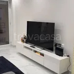 Rent 2 bedroom apartment of 75 m² in Napoli