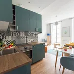 Appartement de 300 m² avec 1 chambre(s) en location à Paris