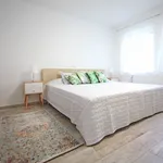 Miete 3 Schlafzimmer wohnung von 76 m² in Frankfurt