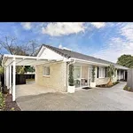 Rent 4 bedroom house in Auckland