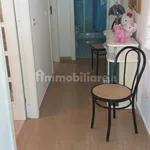 Rent 4 bedroom house of 120 m² in Trani