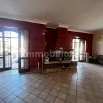 Rent 4 bedroom house of 150 m² in Giugliano in Campania