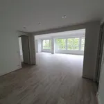 Appartement de 14036 m² avec 4 chambre(s) en location à PARIS