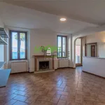 Rent 4 bedroom apartment of 150 m² in Arona