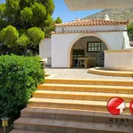 Rent 4 bedroom house of 232 m² in Καλύβια Θορικού