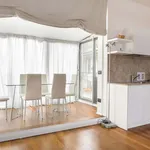 Rent 4 bedroom apartment of 62 m² in Milan