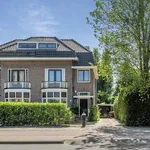 Huur 5 slaapkamer huis van 144 m² in Geleerdenbuurt