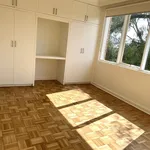 Rent 2 bedroom apartment in South Yarra