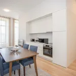 Rent 1 bedroom apartment of 50 m² in Porto