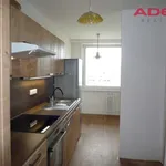 Pronajměte si 3 ložnic/e byt o rozloze 75 m² v Prague