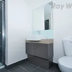 Rent 2 bedroom apartment in Croydon