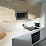 Rent 3 bedroom apartment of 50 m² in Courbevoie