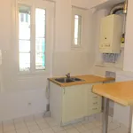 Appartement de 5717 m² avec 3 chambre(s) en location à PARIS