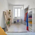 Rent 4 bedroom apartment in Lisbon