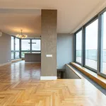 Rent 5 bedroom apartment of 139 m² in Krakow