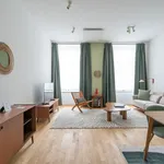 Miete 2 Schlafzimmer wohnung von 840 m² in vienna