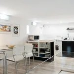 Rent 4 bedroom apartment of 55 m² in Madrid