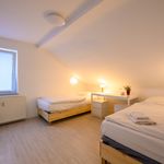 Miete 4 Schlafzimmer wohnung von 60 m² in Köln