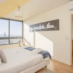 Rent 4 bedroom apartment of 45 m² in Porto