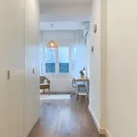 Rent 1 bedroom apartment of 80 m² in lisbon