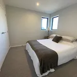 Rent 4 bedroom house in Papamoa