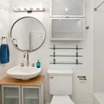 Rent 3 bedroom apartment of 278 m² in New York City