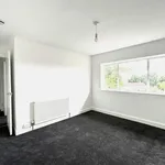 Rent 3 bedroom flat in South East England