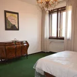 Rent 4 bedroom apartment of 200 m² in Padova