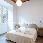 Rent 4 bedroom apartment of 95 m² in Florence