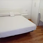 Rent 5 bedroom apartment in Barcelona