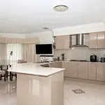 Rent 5 bedroom house in Kellyville