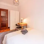 Rent a room in lisbon