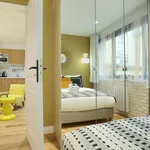 Rent 2 bedroom apartment of 42 m² in Paris