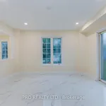 Rent 4 bedroom house of 293 m² in Mississauga (Churchill Meadows)