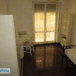 Rent 5 bedroom apartment of 107 m² in Genoa