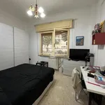 Rent 1 bedroom apartment of 45 m² in Roma