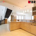 Pronajměte si 3 ložnic/e byt o rozloze 195 m² v Brno